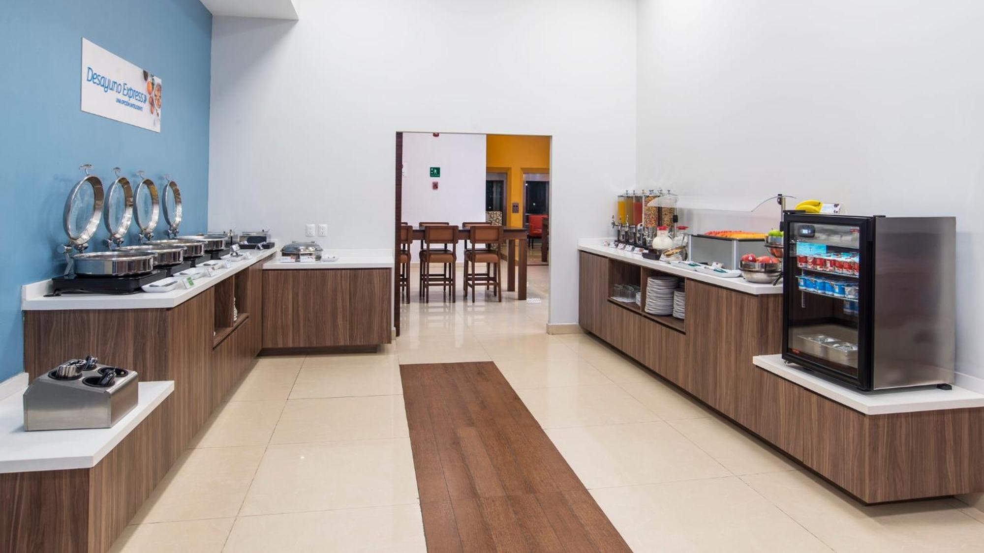 Holiday Inn Express Manzanillo By Ihg Εξωτερικό φωτογραφία
