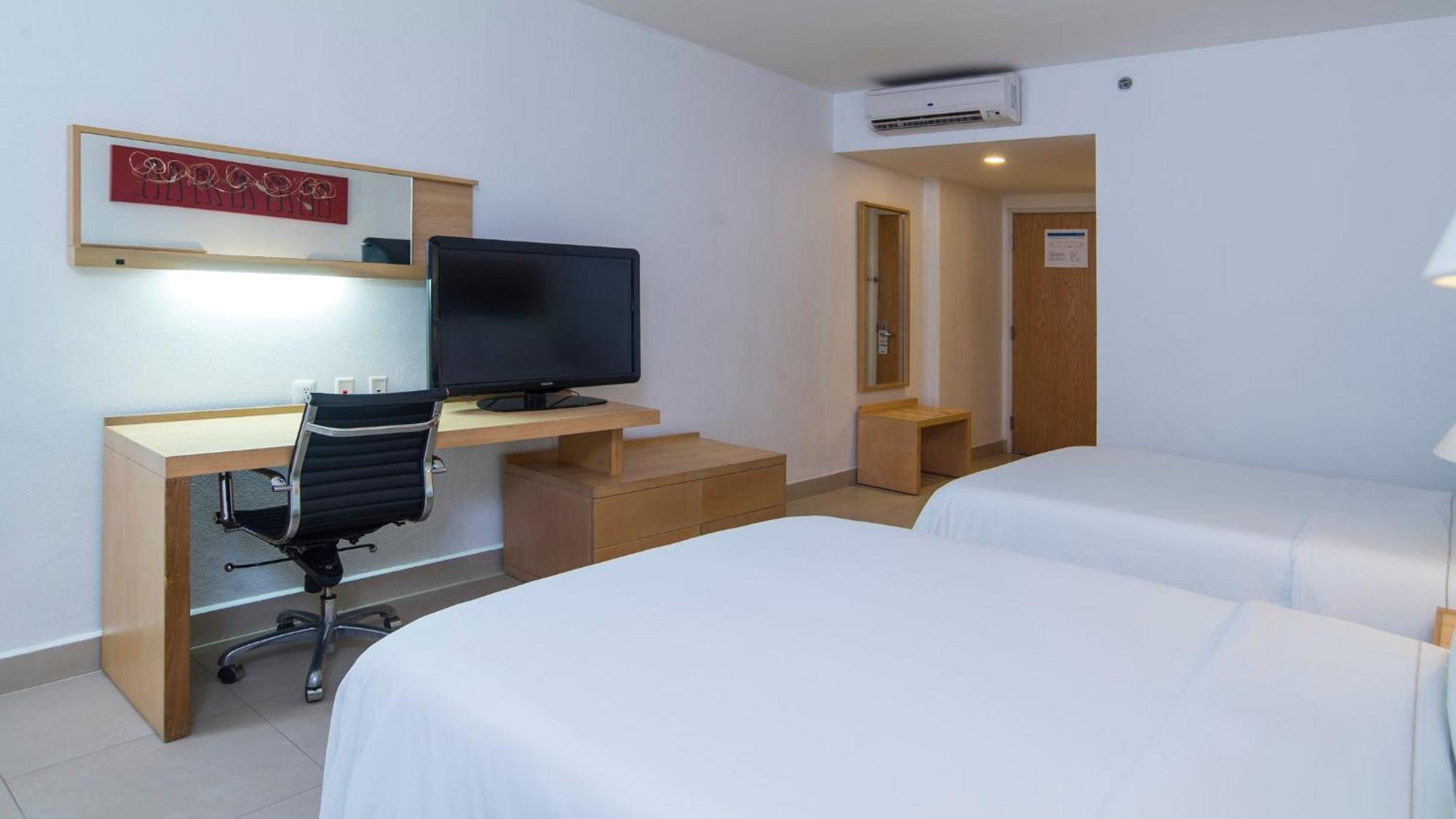Holiday Inn Express Manzanillo By Ihg Εξωτερικό φωτογραφία